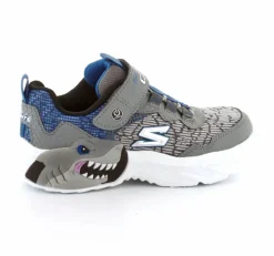 Creature Light Sneaks