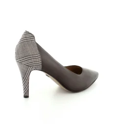 Elegant skind Pump