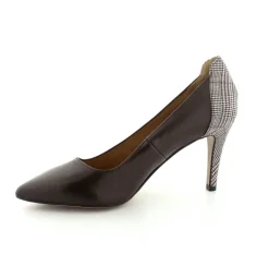 Elegant skind Pump