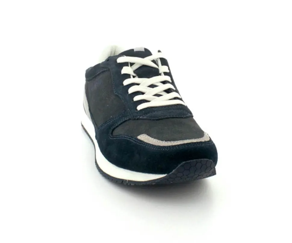 Elmore Sneakers