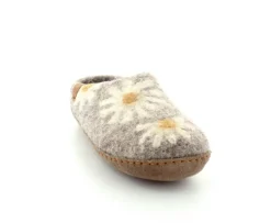 Makalu Wool Daisy