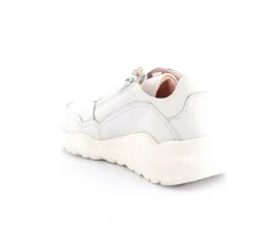 Mia Skind Sneakers