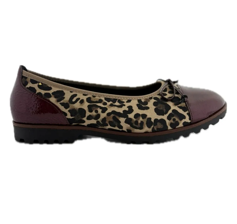 Nathalie Leo Ballerina