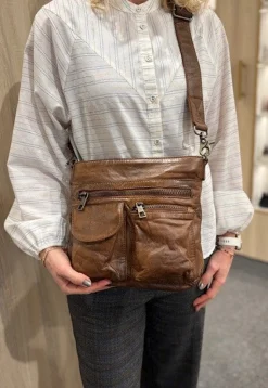 Powerfield Cross-over Chesterfield