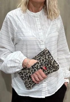 Ruskinds Leopard Clutch