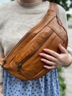 Stor Skind Bumbag Cognac